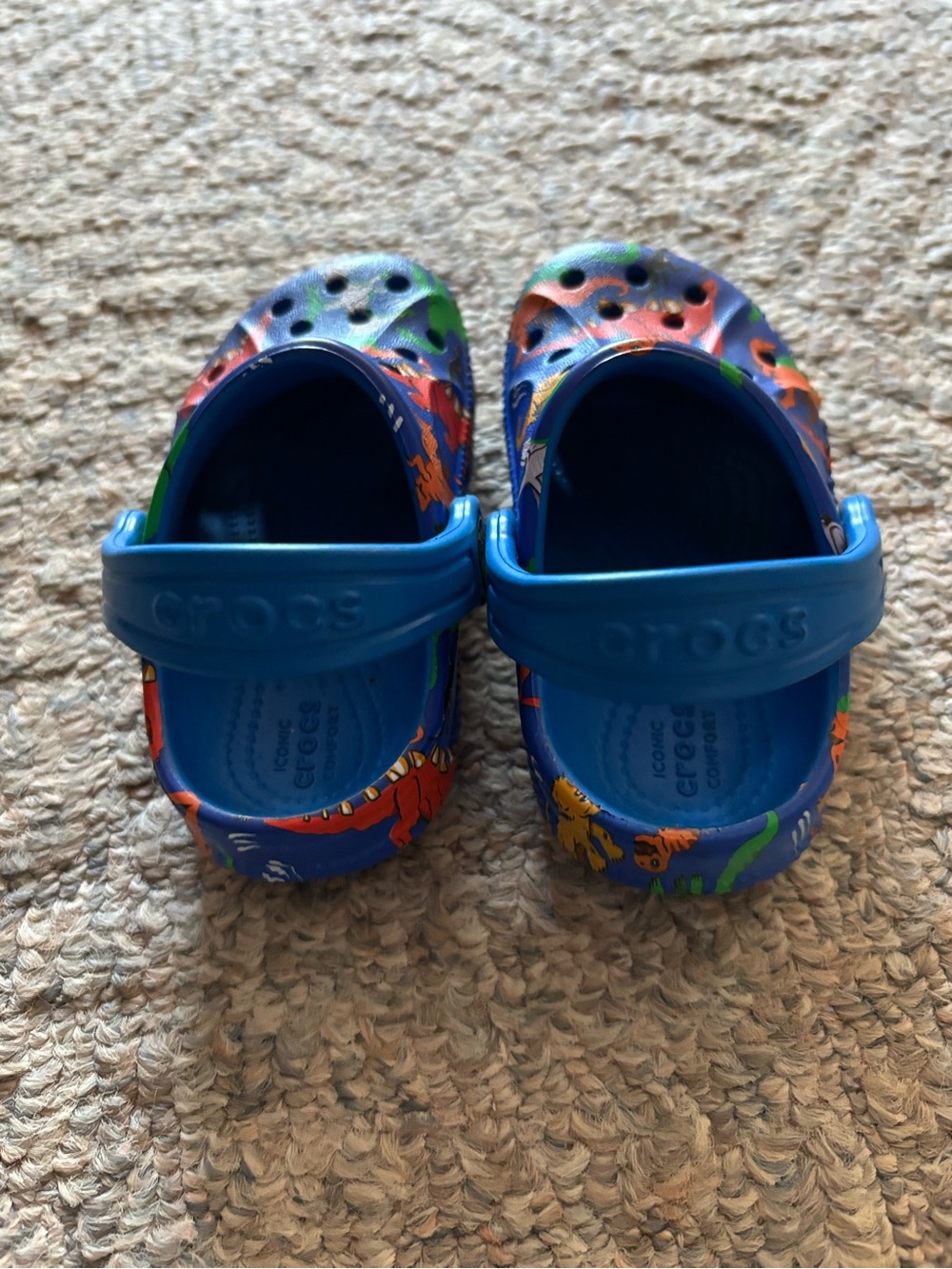 CROCS Kids Blue Clog with Colorful Dinosaur Print - Picture 4 of 6